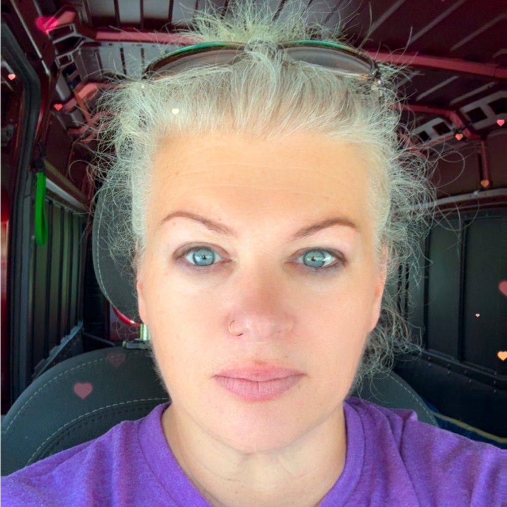 Meet your Posher, Amber